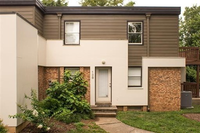 940 Gale Lane