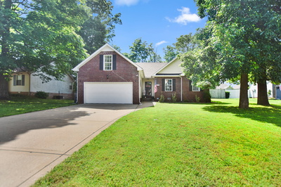 1539 Barrywood Cir, W