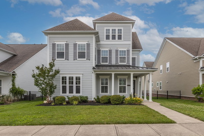 9560 Dresden Sq