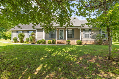 Exterior view of 4524 Polaris Dr in Chapel Hill, TN