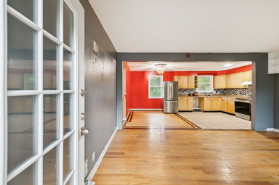 102 Evergreen Ct