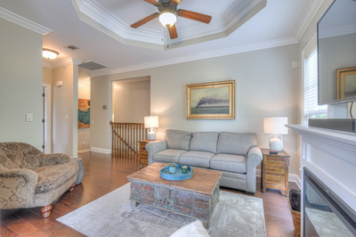 523 Grant Park Ct