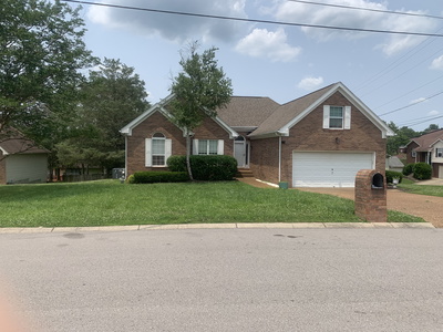1700 S Bonham Ct