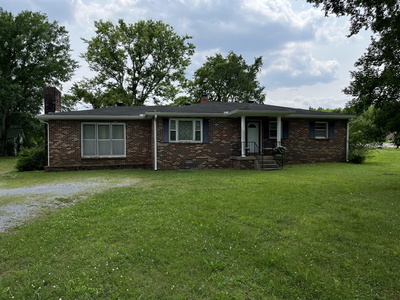 608 Curd Rd