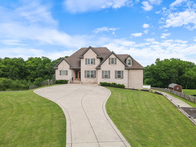 122 Riverwood Dr
