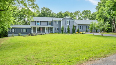 557 Forest Retreat Rd