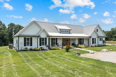 1740 Bear Creek Pike