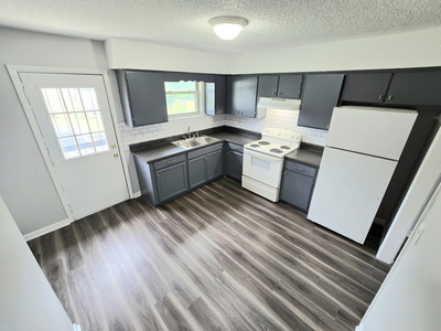 3728 Village Trail