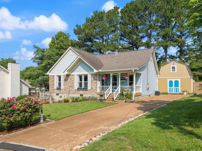 709 Woodbrier Ct