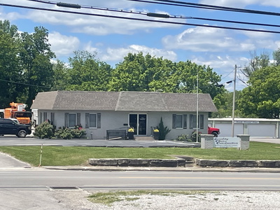 239 Main St, S