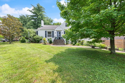 2907 Compton Rd