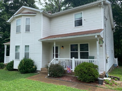 1028 Patio Dr
