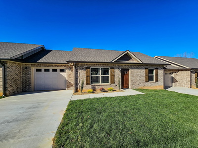 1525 Green Lane