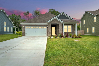 140 Ravens Crest Ave