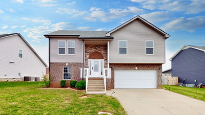 1049 Charles Thomas Dr