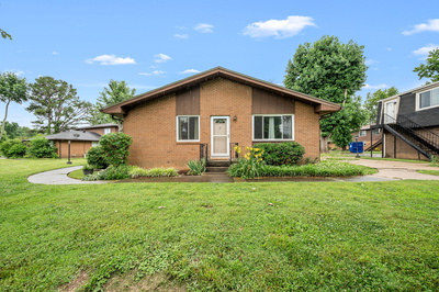 250 Donna Dr
