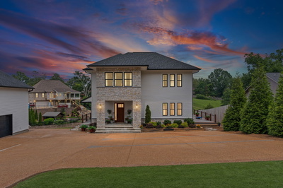 541 Lakeview Cir