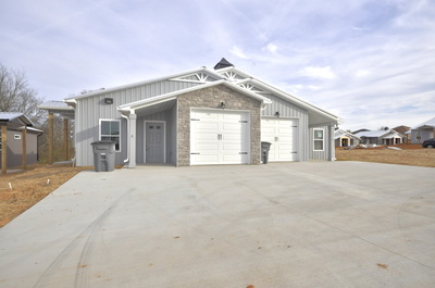 200 BAINBRIDGE DRIVE