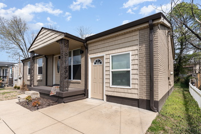 3208 Mayer Ln