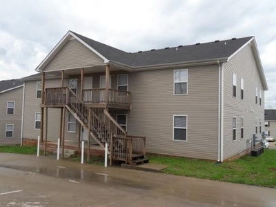 427 Alma Ln