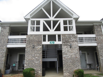470 S Main St