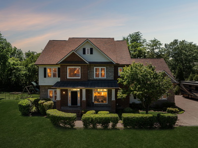 2203 Oakleaf Ct