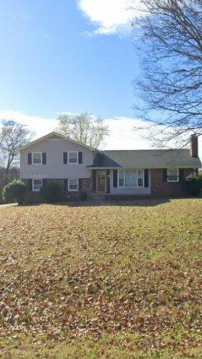 2671 Saundersville Ferry Rd