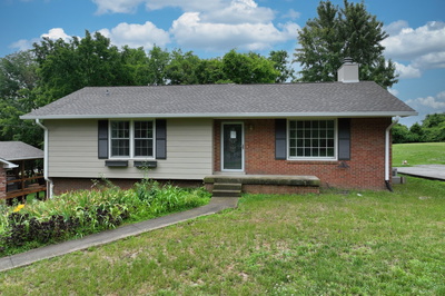 Exterior view of 145 Hillside Dr in Hendersonville, TN