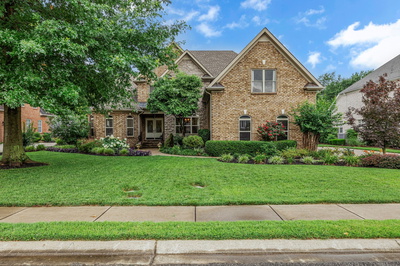 2711 Crowne Pointe Dr