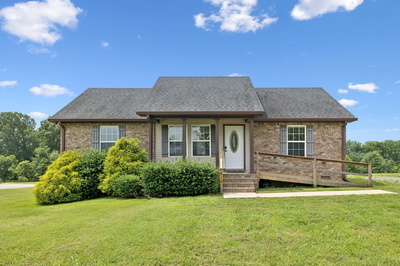 819 White Rd