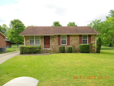130 CREEKWOOD Ln