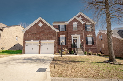 815 River Heights Dr