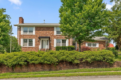 3611 Glen Oaks Drive