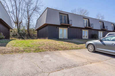 2112 Ashland City Rd