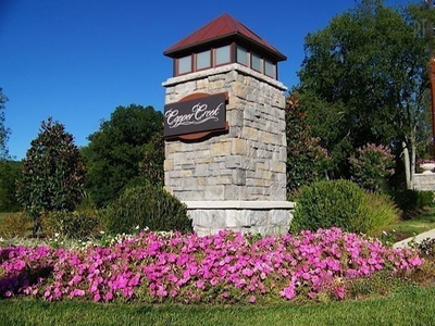 201 Sydney Dr