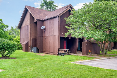 13 Hickory Ct