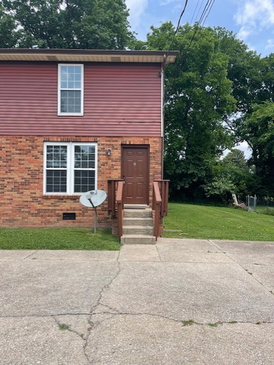 280 Donna Dr