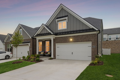 1434 Autumn Leaf Ln