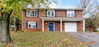 902 Dominion Dr