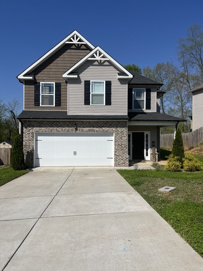 1064 Black Oak Cir