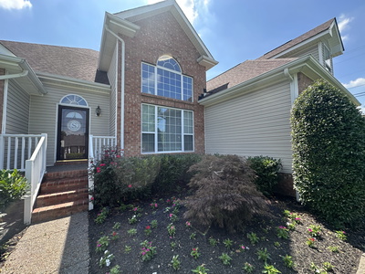 1239 Wentworth Dr
