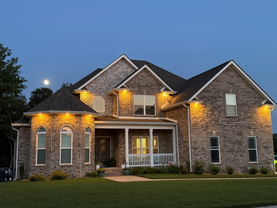1121 Archibald Dr