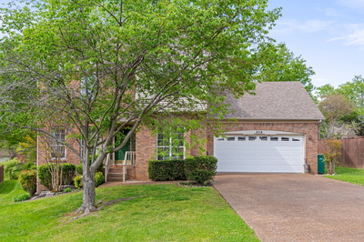 504 Farmington Ct