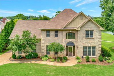 395 Glendower Pl
