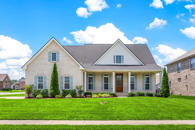 814 Ella Ln