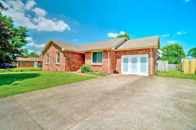 211 Northwood Ter