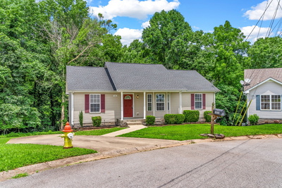 1054 Red Apple Ct