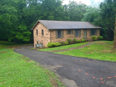 288 Lookout Dr