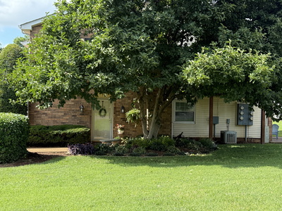 216 Cottage Pl