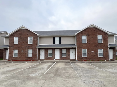 781 Cherrybark Ln